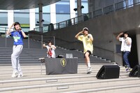 MAGiC BOYZ（撮影：小坂茂雄）