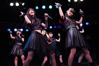 桜エビ～ず ワンマンライブ 神奈川・Yokohama Bay Hall公演の様子。