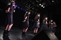 桜エビ～ず ワンマンライブ 神奈川・Yokohama Bay Hall公演の様子。