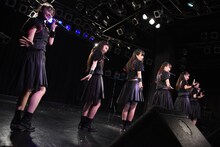 桜エビ～ず ワンマンライブ 神奈川・Yokohama Bay Hall公演の様子。