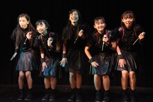 桜エビ～ず ワンマンライブ 神奈川・Yokohama Bay Hall公演の様子。