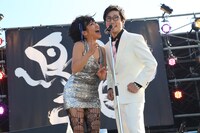 ミラクルひかるとコラボする高橋優。