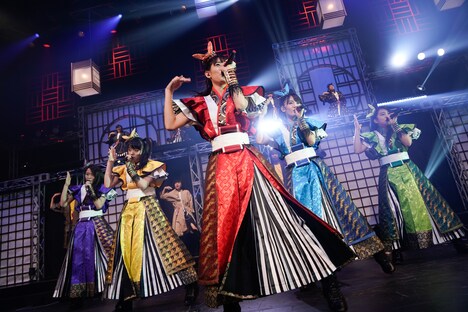 チームしゃちほこ「しゃちサマ2017～どどん～」東京・TOKYO DOME CITY HALL公演の様子。（Photo by HIROKAZU）