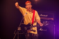 ファック松本（Photo by HAJIME KAMIIISAKA）