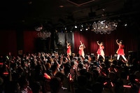 東京女子流「TGS LIVE 2017 1都2府6県ツアー ～PERIOD. BEST～」大阪・Shangri-La公演の様子。