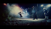 「『Destiny 2』Live Action Dance Trailer "Freestyle Playground"」ムービーのワンシーン。