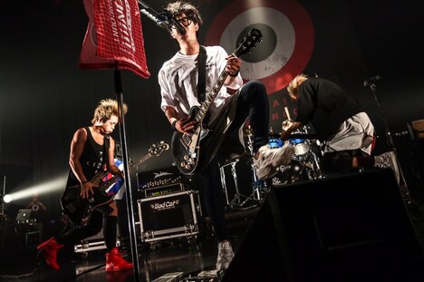 BLUE ENCOUNT(撮影:鈴木公平)