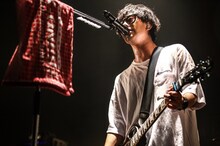 田邊駿一（Vo, G / BLUE ENCOUNT）（撮影：鈴木公平）