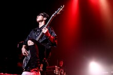 MOMIKEN（B / SPYAIR）（撮影：鈴木公平）