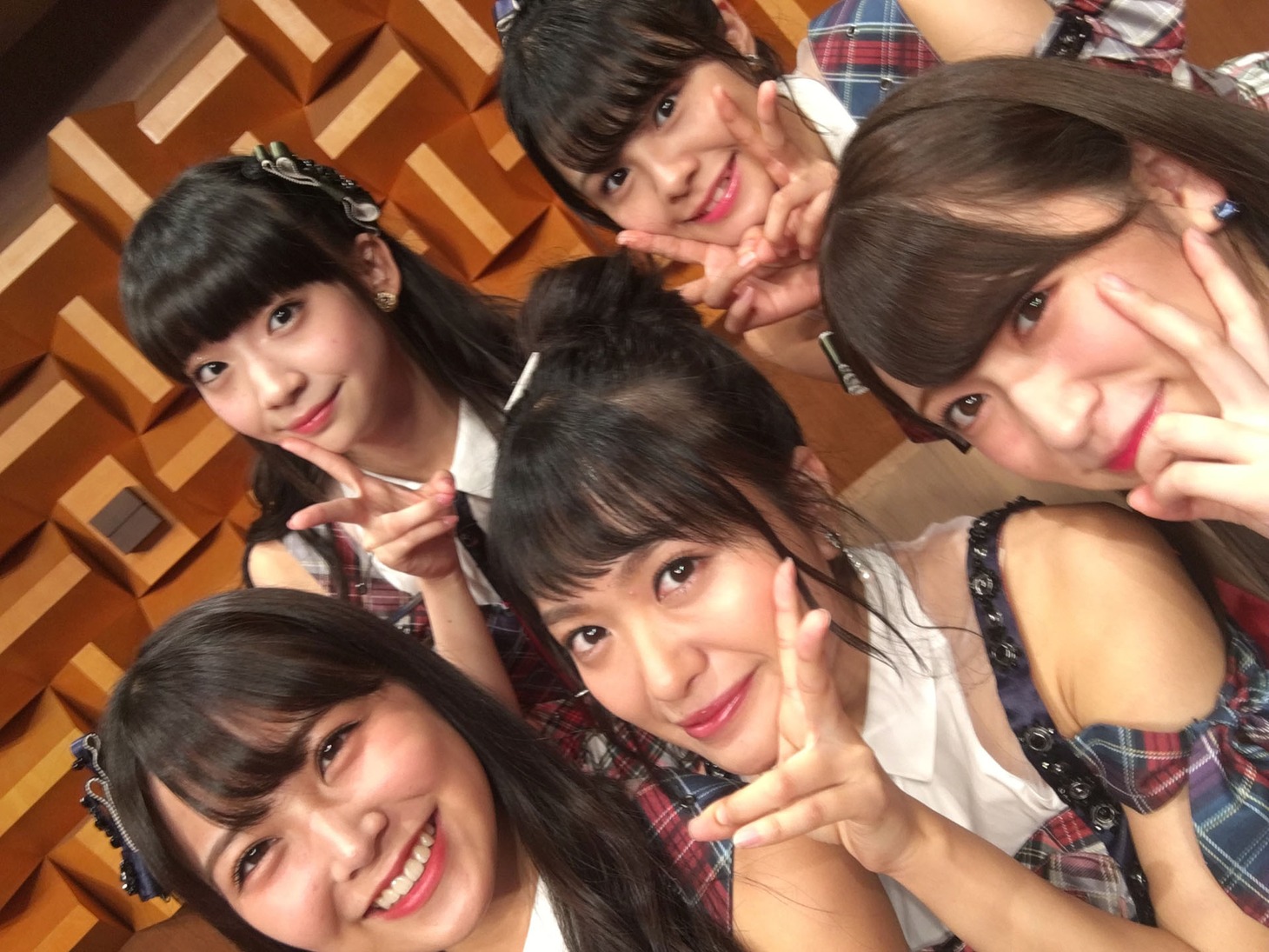 AKB48