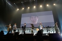 藤井隆の変顔がラストを飾った「神輿ロッカーズ feat. RHYMESTER」。