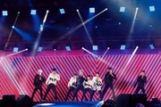8月26日に東京・味の素スタジアムで開催された「a-nation 2017」でのEXO。