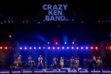 クレイジーケンバンド「CRAZY KEN BAND 20TH ATTACK! CKB[攻]」の様子。