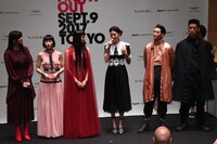 「VOGUE FASHION’S NIGHT OUT 2017」オープニングセレモニーの様子。