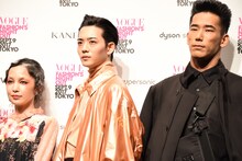 左から中島美嘉、竜星涼、小林直己（三代目 J Soul Brothers from EXILE TRIBE）。