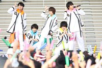 M!LK（撮影：笹森健一）