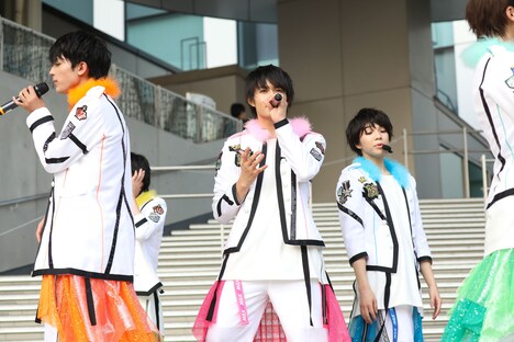 M!LK（撮影：笹森健一）