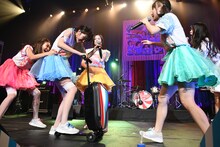 PASSPO☆「青年も、大志を抱け！ツアー」ファイナルの様子。（撮影：古川朋久）