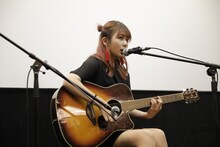 北澤ゆうほ（G, Vo）