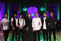 高橋洋子と武部聡志音楽団。（写真提供：音組）