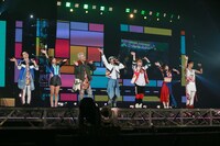 「AAA Special Live 2016 in Dome -FANTASTIC OVER-」の様子。