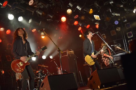 月に吠える。（写真提供：全栄企画）