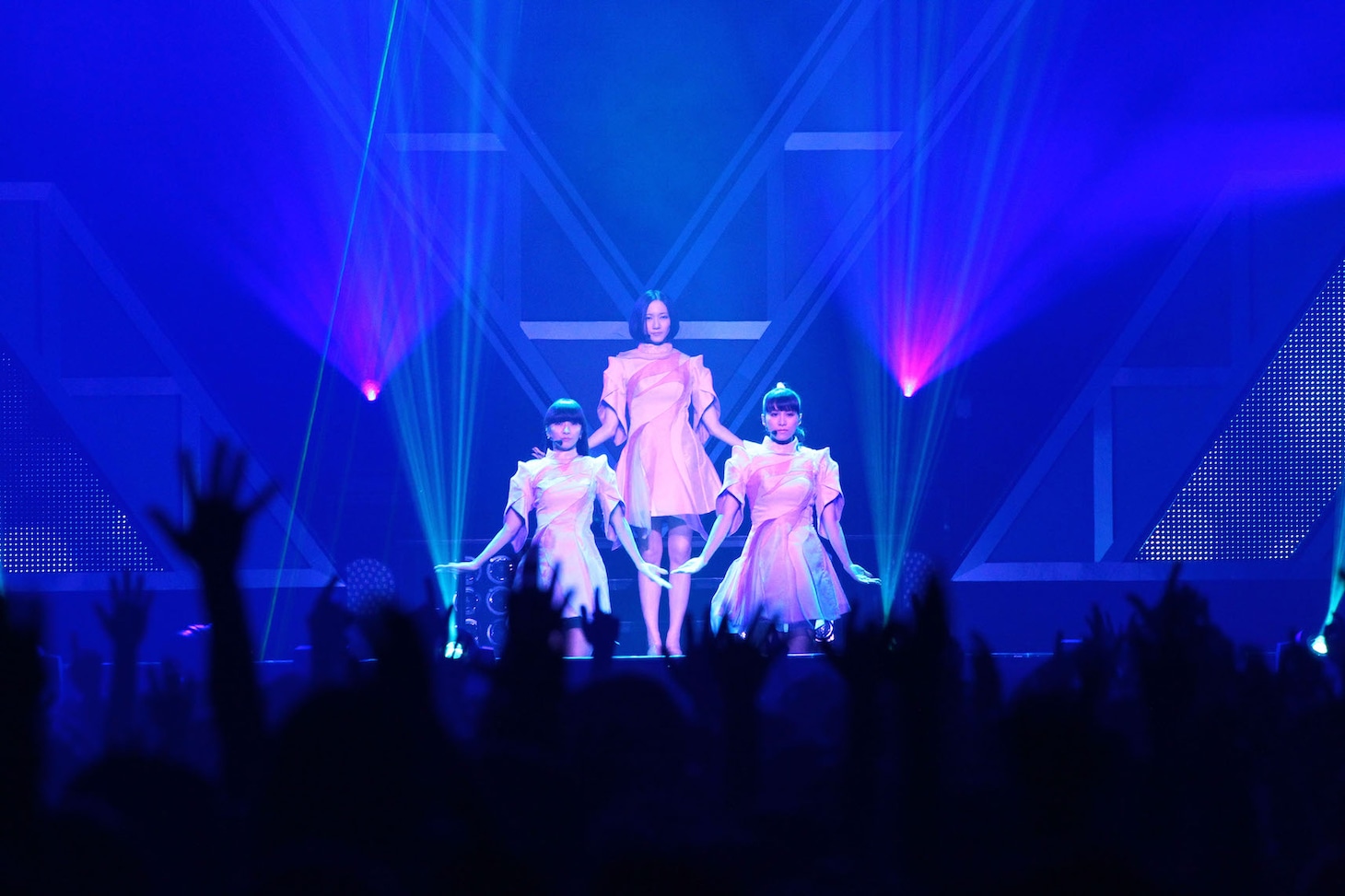 Perfume（撮影：渡邉一生）
