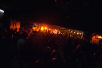 SUPER BEAVER「SUPER BEAVER『真ん中のこと』Release Tour 2017 ～ラクダの、中心～」千葉・千葉LOOK公演の様子。（Photo by MAYUMI -kiss it bitter-）