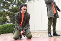 大喜びする謙信。