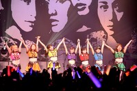 「アップアップガールズ（仮）これが私達の生きる道～ Way of Our Life ～」の様子。