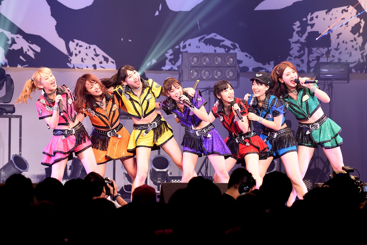 「アップアップガールズ（仮）これが私達の生きる道～ Way of Our Life ～」の様子。