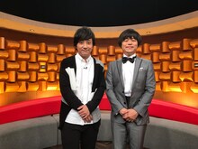 ミズノリズム。左から水野良樹、バカリズム。