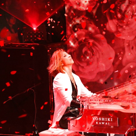 YOSHIKI
