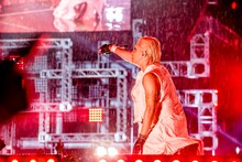 VAMPS（撮影：青木カズロー）