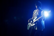 新田紀彰（B）（撮影：岡田貴之）