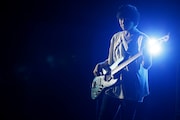 新田紀彰(B)(撮影:岡田貴之)