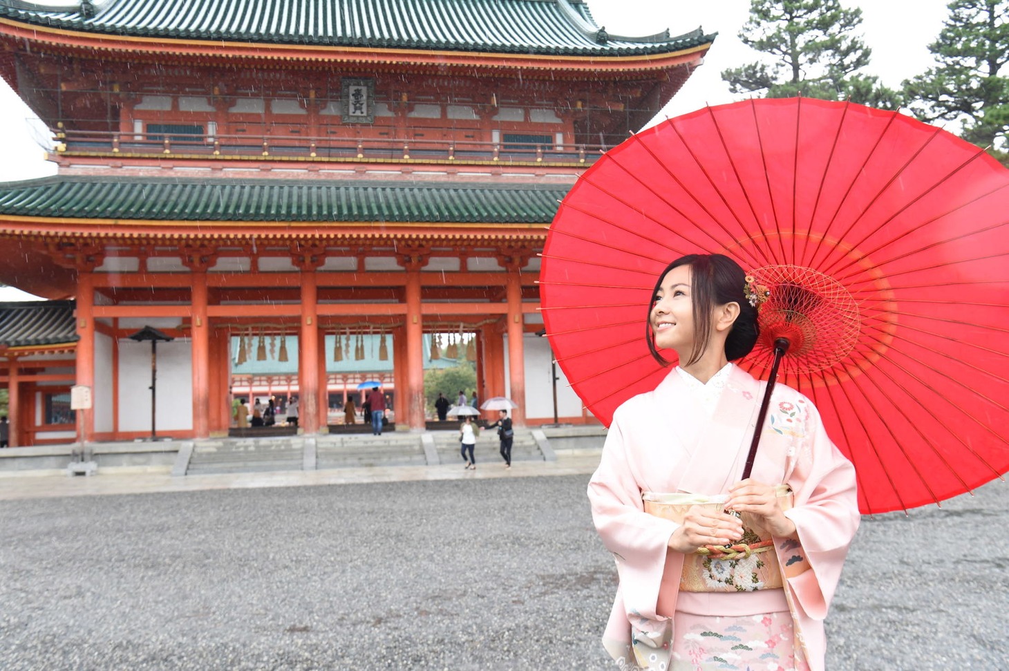「京都観光おもてなし大使」に就任した倉木麻衣。