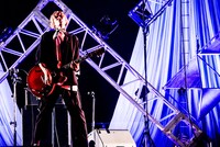 BLUE ENCOUNTのライブの様子。(c)テレビ朝日