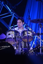 flumpoolのライブの様子。(c)テレビ朝日