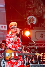 綾小路翔（Vo）（撮影：上山陽介）