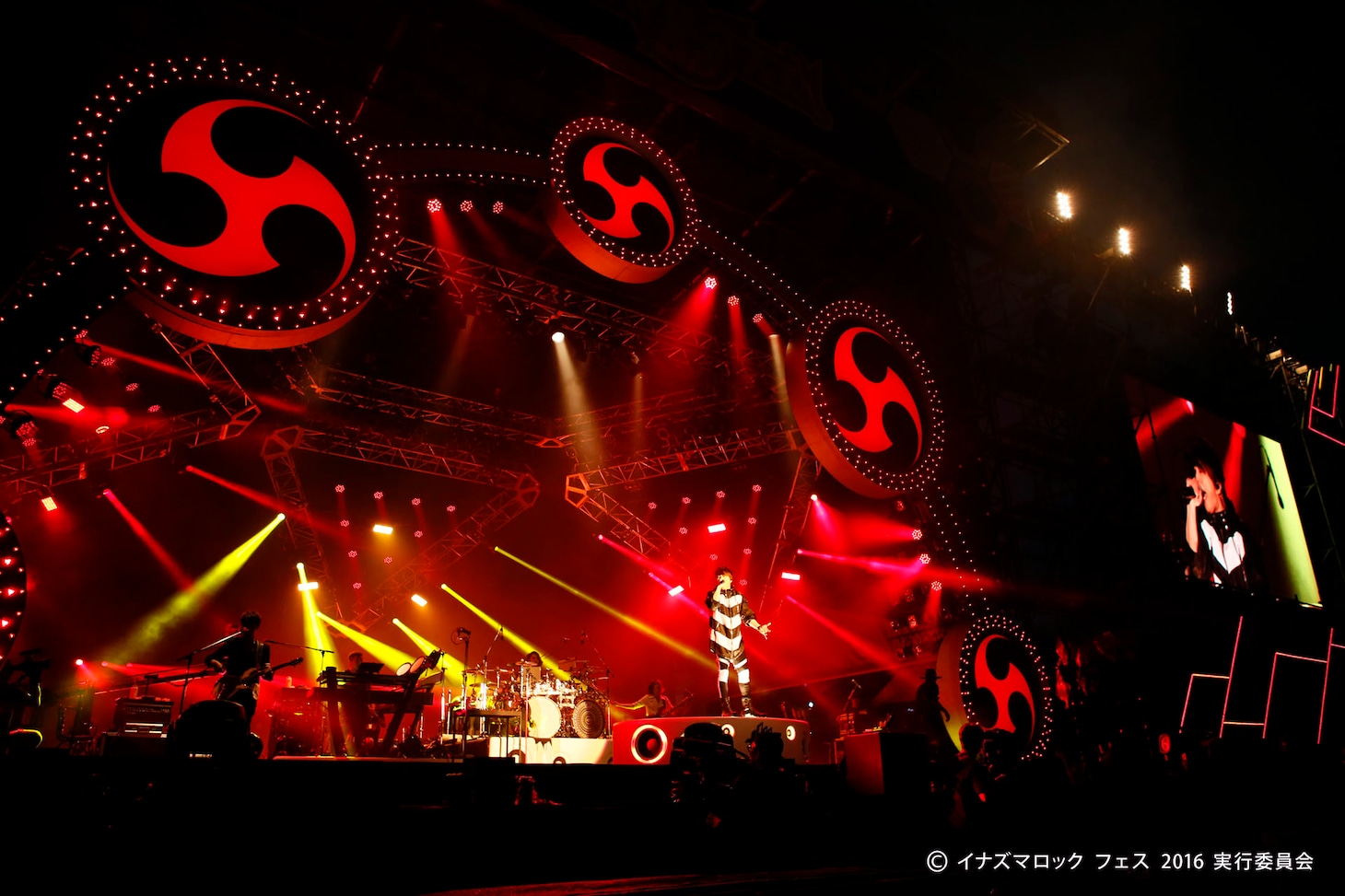 「イナズマロック フェス 2016 リターンズ」に出演するT.M.Revolution。