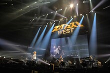 「スガフェス！WEST ～スガシカオ vs kokua 絶対に負けられない対バンがある in 大阪～」の様子。（撮影：渡邊一生）