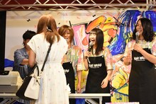 レジ研修するヤバイTシャツ屋さん。