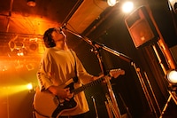 関大地（G, Cho / ハルカミライ）（Photo by Shiraishi Tatsuya）