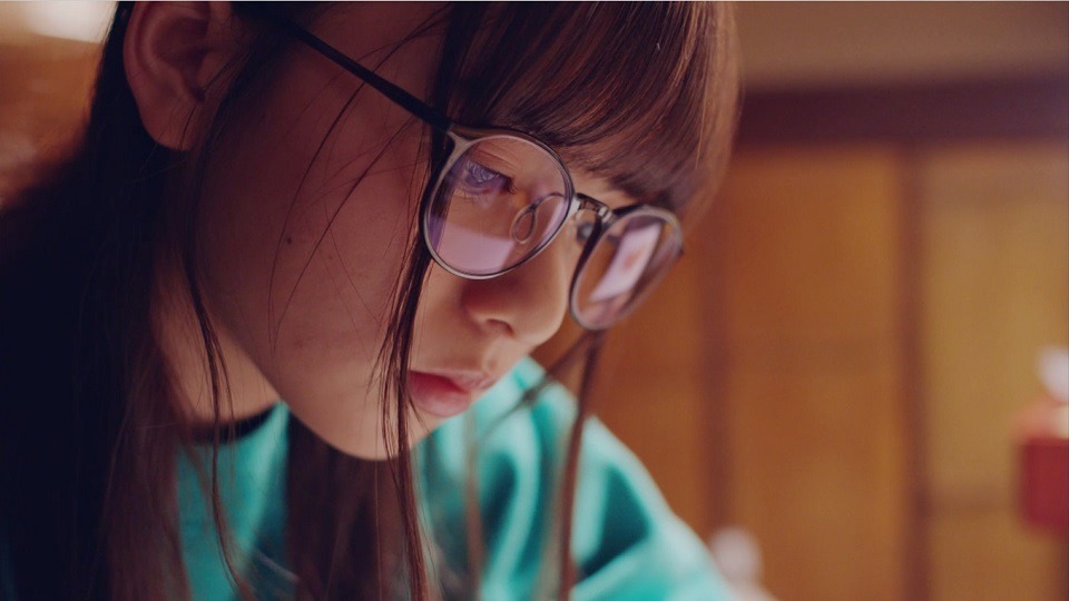 乃木坂46「いつかできるから今日できる」ミュージックビデオのワンシーン。