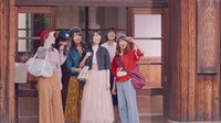 乃木坂46「いつかできるから今日できる」ミュージックビデオのワンシーン。