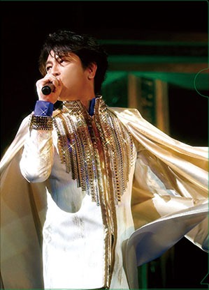 及川光博「及川光博ワンマンショーツアー2017『FUNK A LA MODE』」タワーレコード オンライン予約特典イメージ。