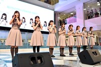 22/7「僕は存在していなかった」リリース記念イベント 東京・池袋サンシャインシティ噴水広場公演の様子。