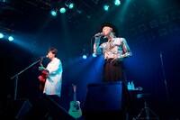 吉田山田「吉田山田ツアー2017」初日公演の様子。（写真提供：ポニーキャニオン）
