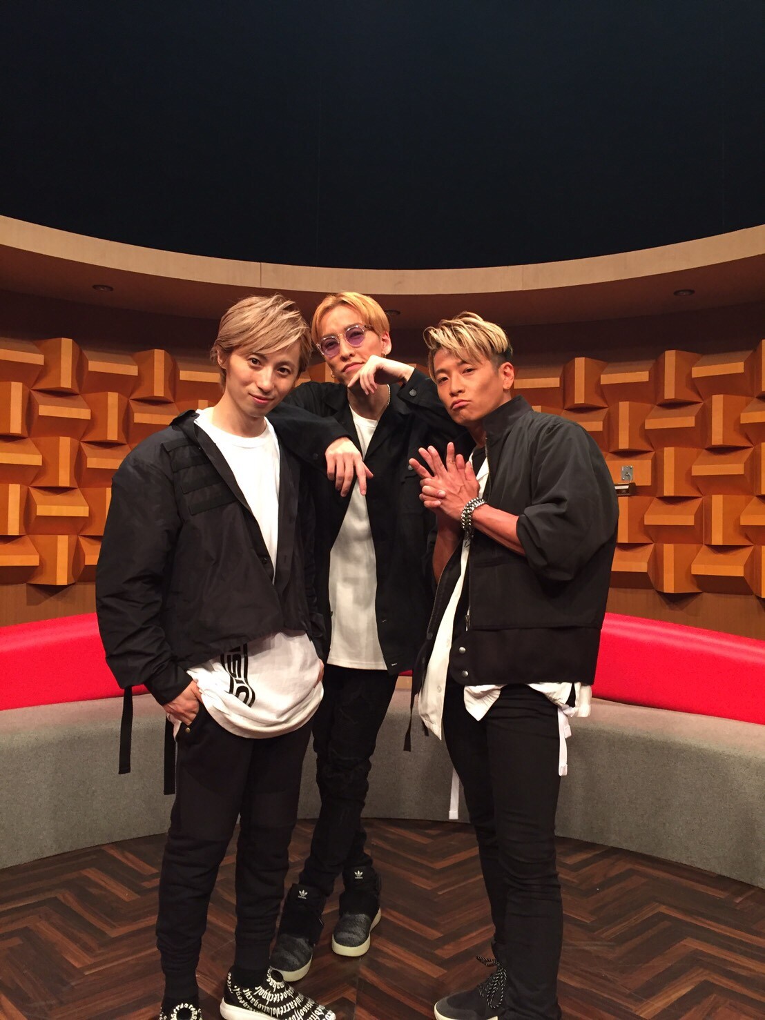 「バズリズム」にw-inds.、Happiness、リトグリ、新山詩織、TPD